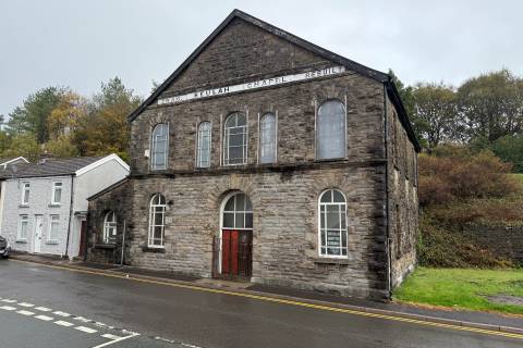 Property for auction in Mid Glamorgan