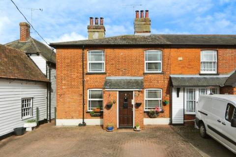 Property for auction in Essex
