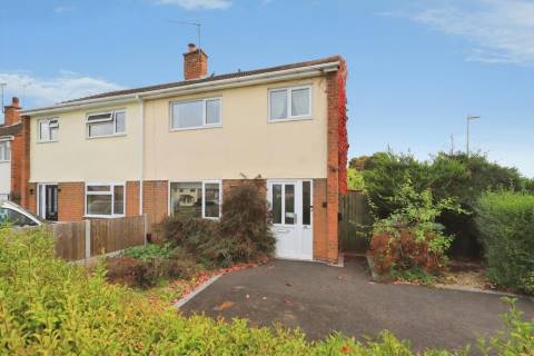 Property for auction in Worcestershire