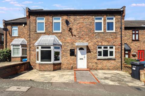 Property for auction in Essex