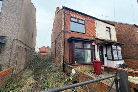 Property for auction in North Lincolnshire