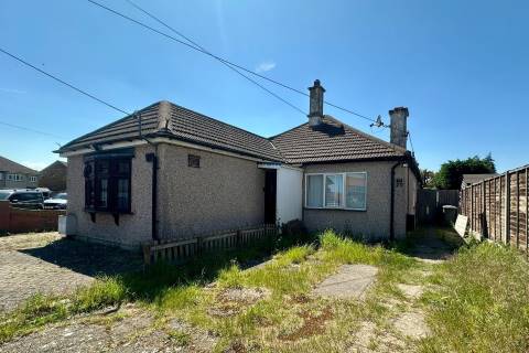 Property for auction in Essex