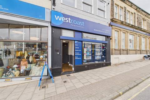 Property for auction in Avon