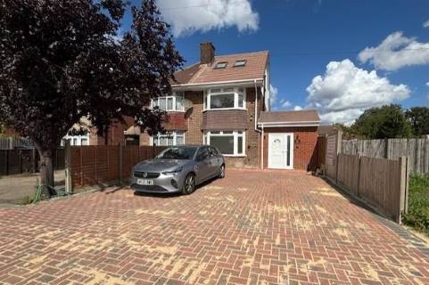 Property for auction in Buckinghamshire