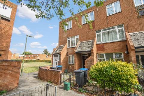 Property for auction in Surrey