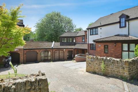 Property for auction in Northamptonshire
