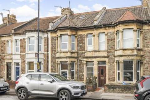 Property for auction in Avon