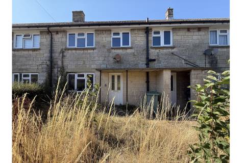 Property for auction in Isle of Wight