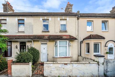 Property for auction in Essex