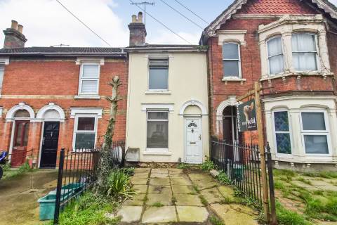 Property for auction in Essex