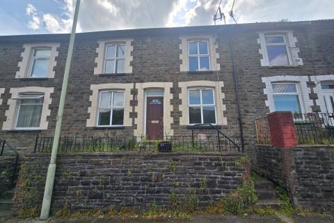 Property for auction in Mid Glamorgan
