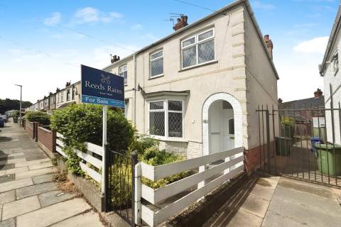 Property for auction in North Lincolnshire
