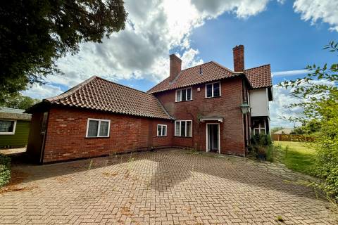 Property for auction in Norfolk