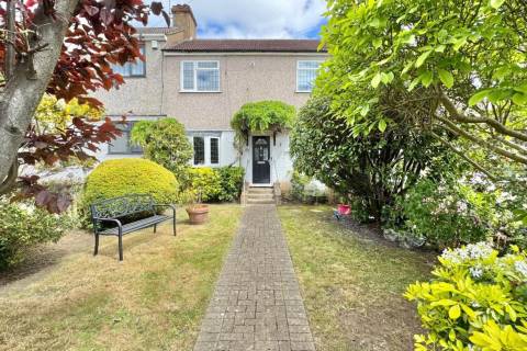 Property for auction in Essex