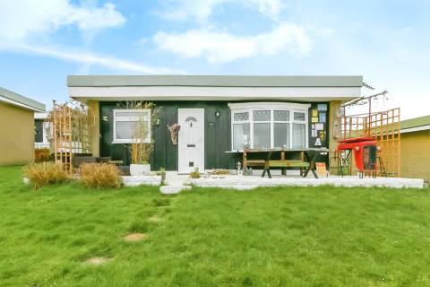 Property for auction in South Glamorgan
