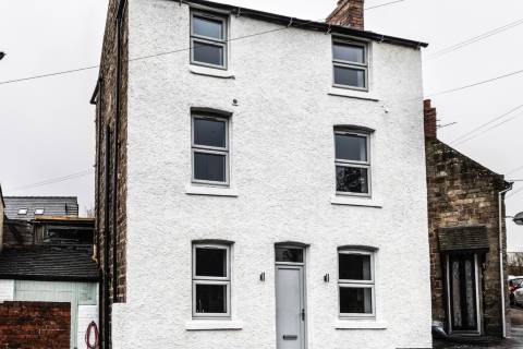 Property for auction in Derbyshire