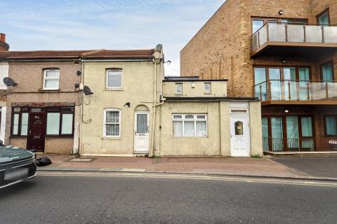 Property for auction in London