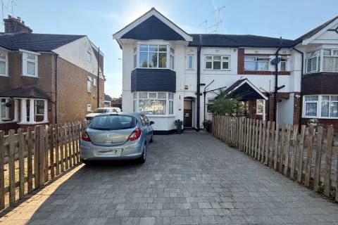 Property for auction in Essex