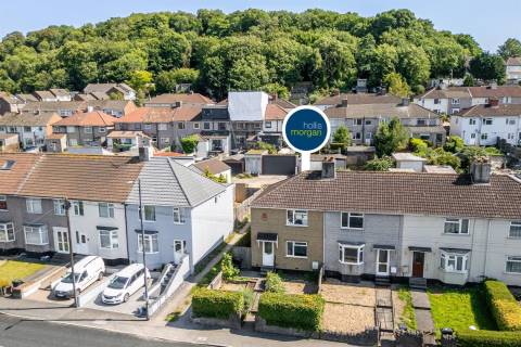 Property for auction in Avon