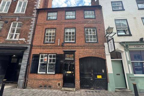 Property for auction in Leicestershire