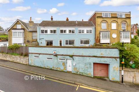 Property for auction in Isle of Wight