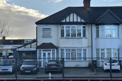 Property for auction in Essex