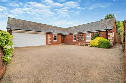 Property for auction in Leicestershire