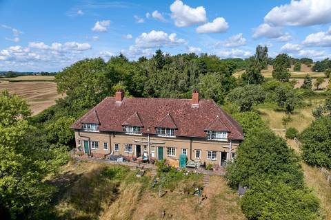 Property for auction in Warwickshire