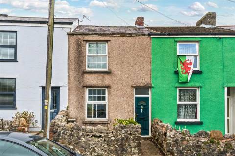 Property for auction in Swansea