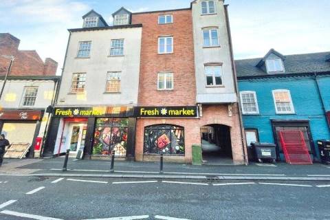 Property for auction in Worcestershire