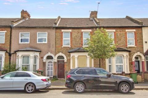 Property for auction in London