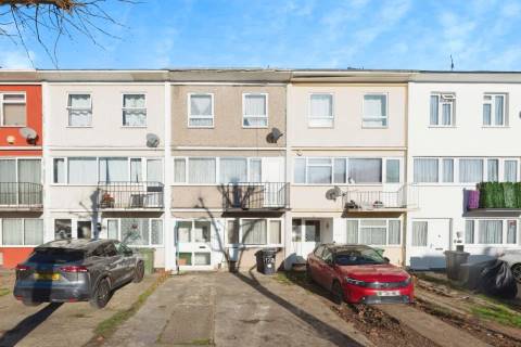 Property for auction in Essex