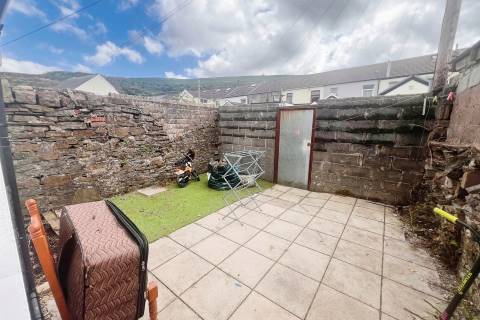 Property for auction in Mid Glamorgan