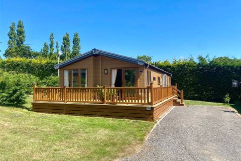 Property for auction in Isle of Wight