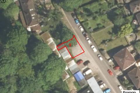 Property for auction in Avon