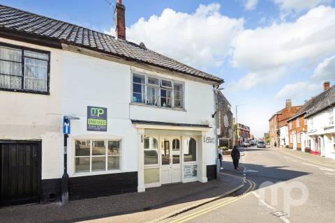 Property for auction in Norfolk