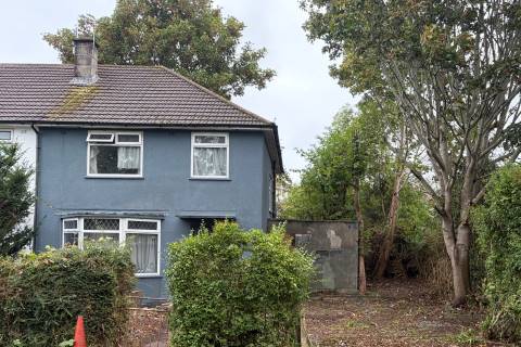 Property for auction in Avon