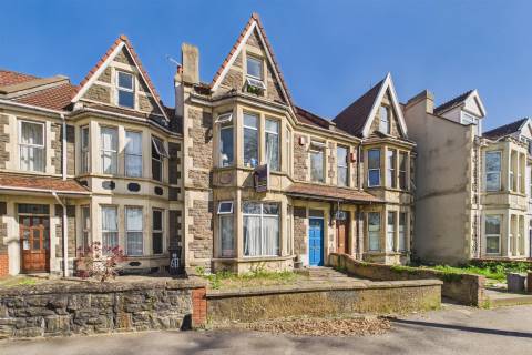 Property for auction in Avon