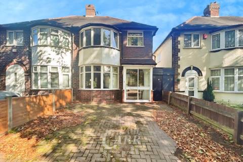 Property for auction in West Midlands