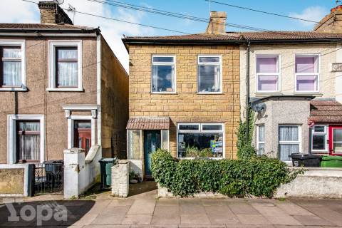 Property for auction in Kent