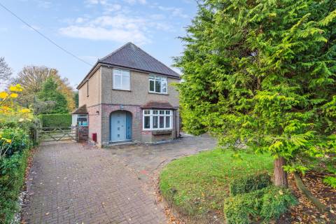 Property for auction in Buckinghamshire