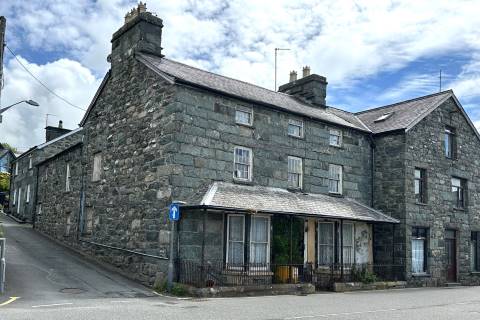 Property for auction in Gwynedd