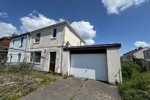 Property for auction in Cornwall