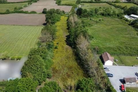 Property for auction in Avon