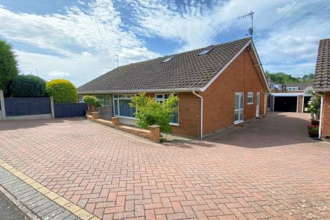 Property for auction in Worcestershire