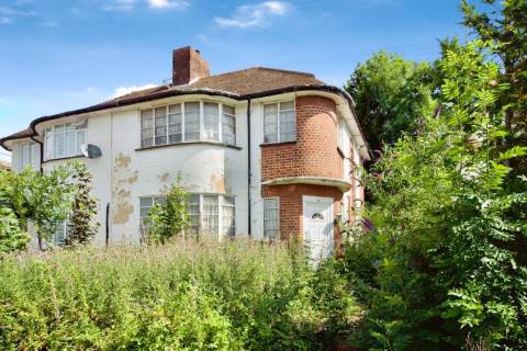 Property for auction in London