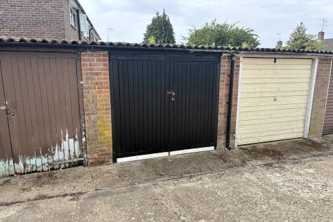 Property for auction in Berkshire