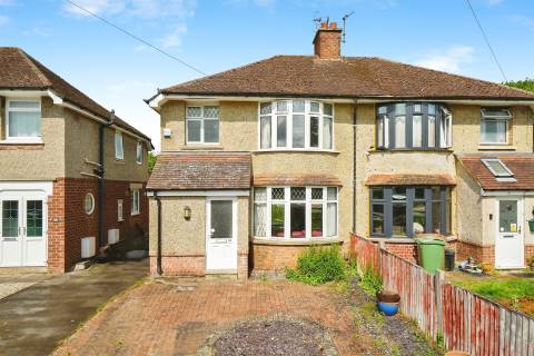 Property for auction in Oxfordshire