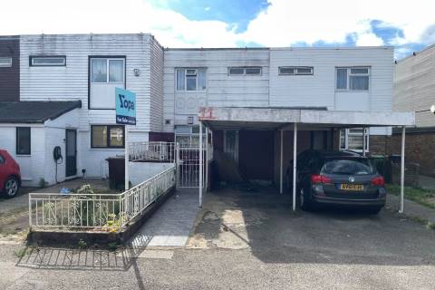 Property for auction in London