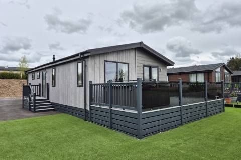 Property for auction in West Midlands